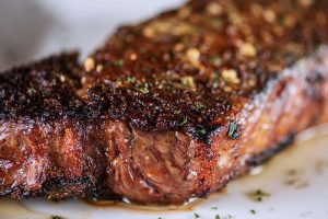 4 Best Places for Steak in Akron | Volkswagen of Akron 